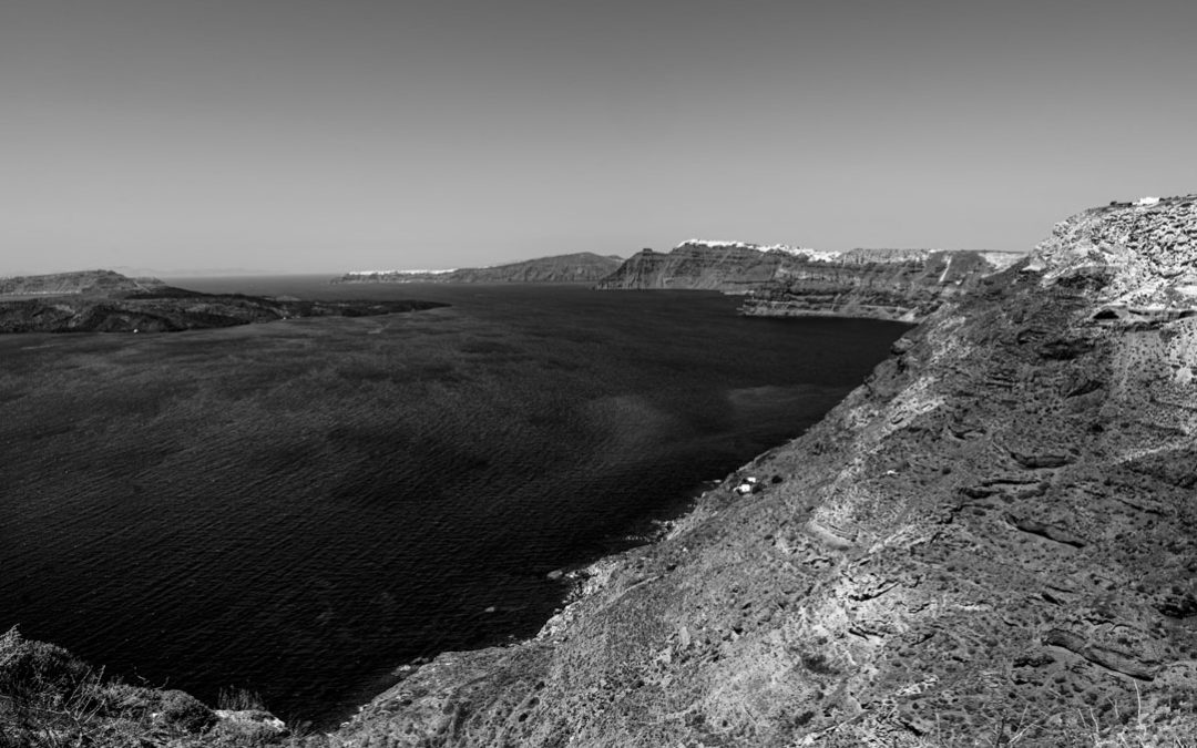 Santorini island b&w