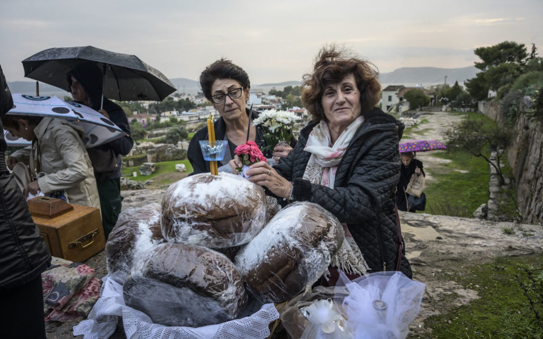 Η Παναγία Μεσοσπορίτισσα στην Ελευσίνα: Ένα έθιμο που έρχεται από την αρχαιότητα